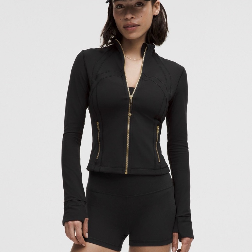 Lululemon Black Nulu Cropped define jacket w/ Gold zipper